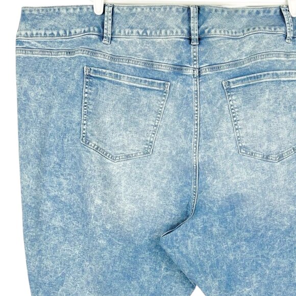 NWOT Torrid Women's Super Soft Denim Jegging Size 30S Light Wash Stretch Raw Hem - Picture 4 of 12